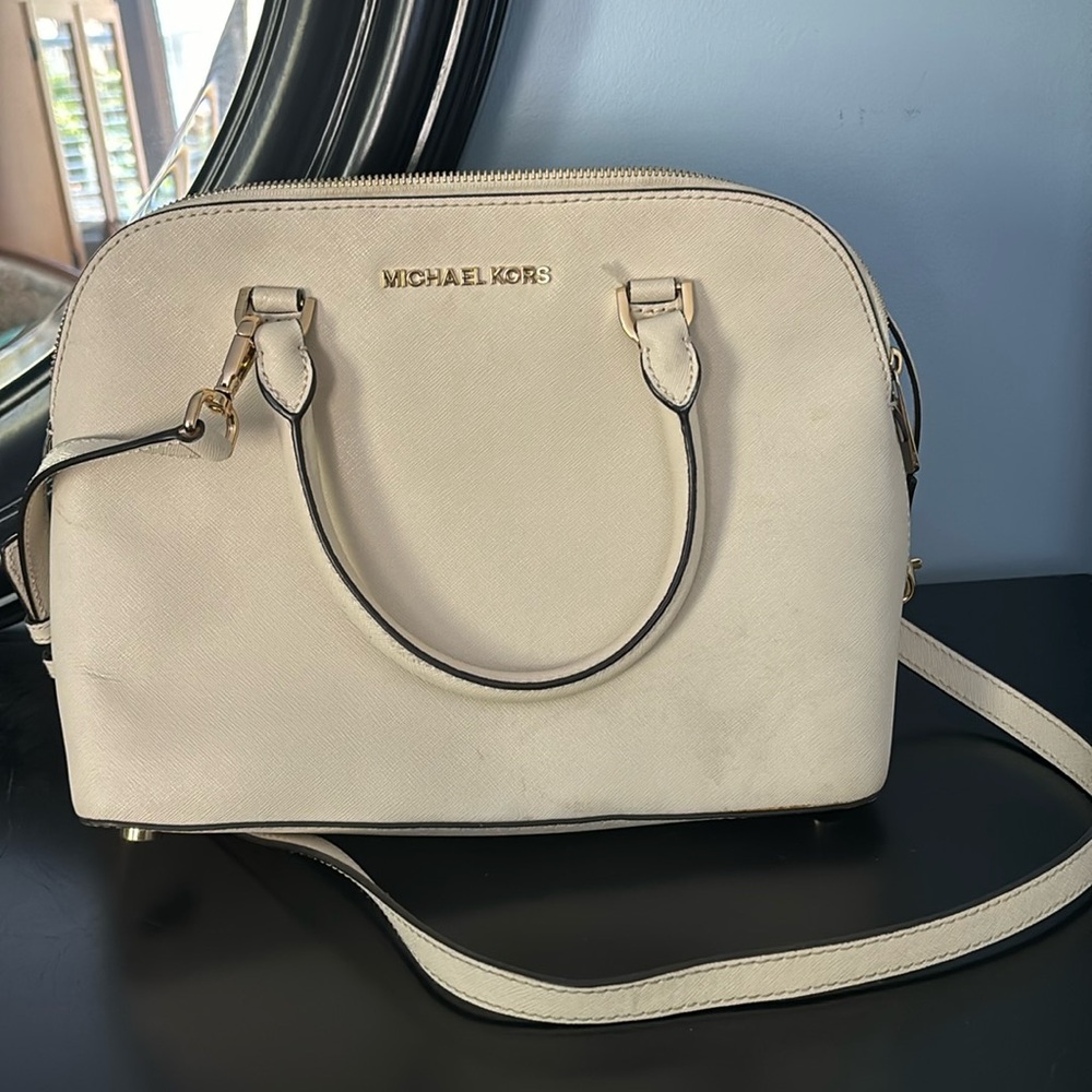 This bag has been used but really just needs a good wipe down.